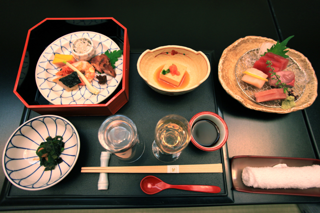 据え膳