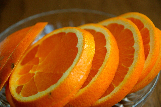 朝食のオレンジ