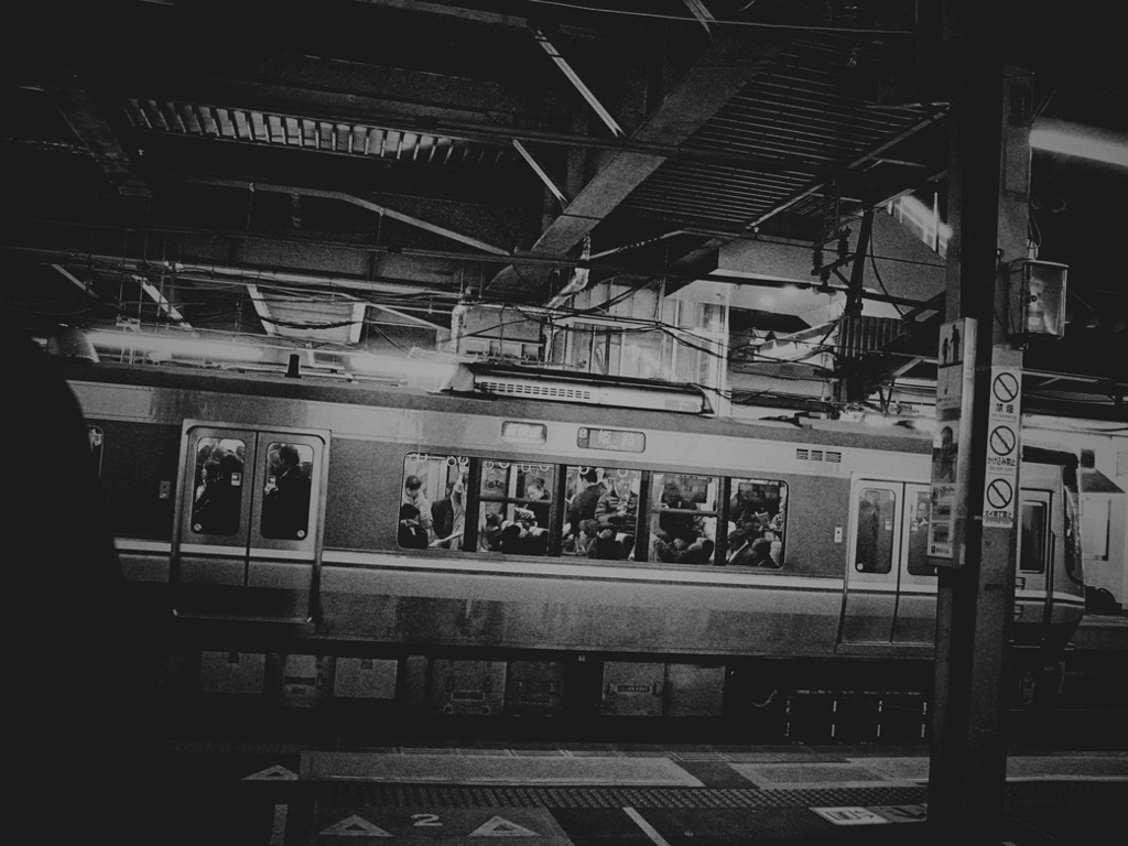 大阪駅にて
