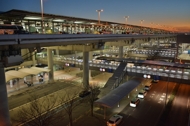 関西国際空港及び大阪国際空港の一体的かつ効率的な設置及び管理に関する法律