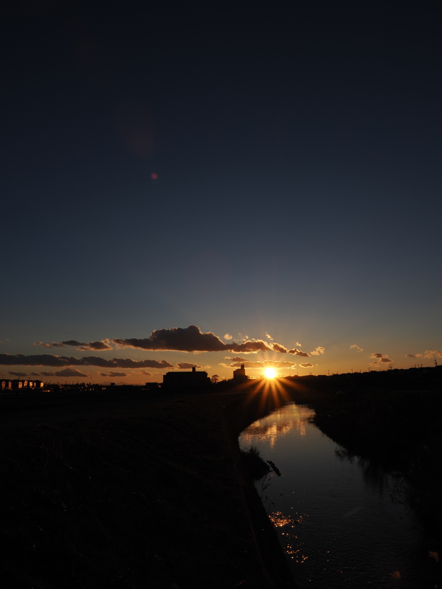 今日の夕日 by 夕焼小焼 (ID:11497103) 写真共有サイトPHOTOHITO