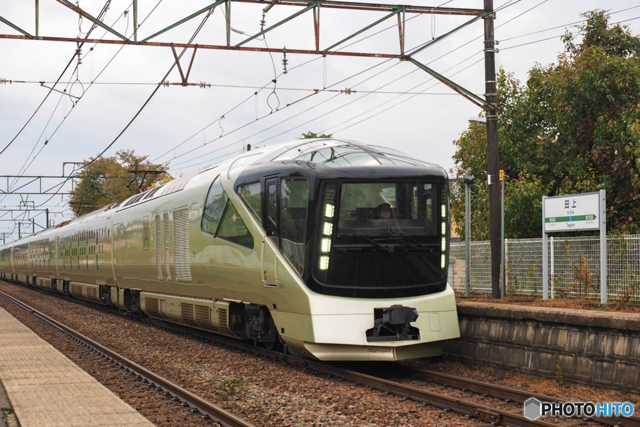 田上駅通過中の四季島 by なべかつ (ID:12079272) 写真共有サイトPHOTOHITO