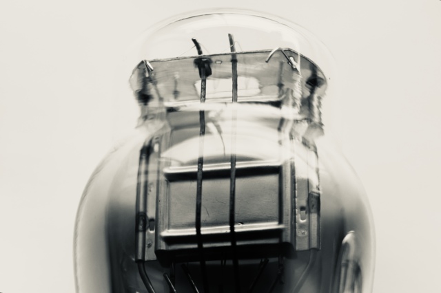 真空管 電極 by いとまくん （ID：11653696） 写真共有サイトPHOTOHITO