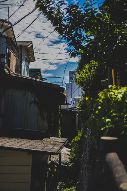 町の狭間 by もふしば （ID：11932368） 写真共有サイトPHOTOHITO