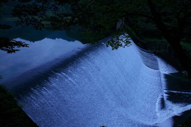 キヤノン Canon EOS 5D mark ii ボディ 作例付き キヤノン Canon EOS 5D mark ii ボディ 作例付き EOS 5D Mark II