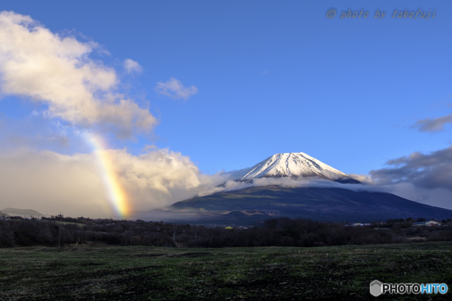 雨と晴れの境目にて by takafuji （ID：9167986） - 写真共有サイト:PHOTOHITO